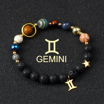Bracelet zodiaque Gémeaux avec symboles planétaires et pendentif doré, bijou spirituel en pierre de lave
